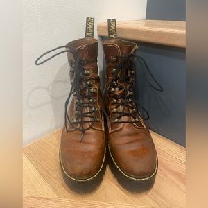 Doc Martens Leona Boots Size 9 Women’s